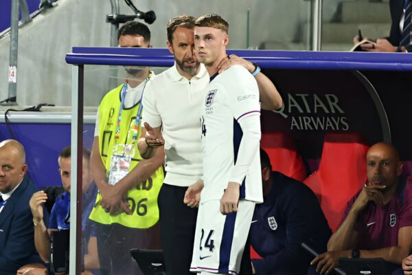 roy-keane-warns-southgate-about-using-hot-headed-players